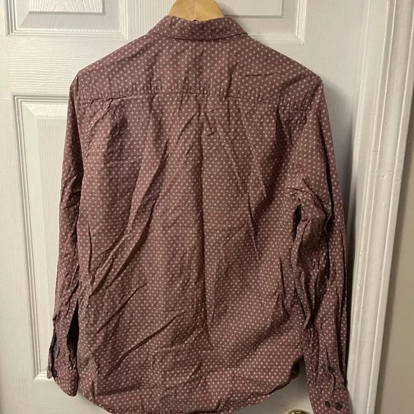 Men’s Heritage Button Down Shirt Size Medium - Picture 2 of 7